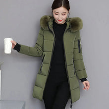 Load image into Gallery viewer, Women’s Winter Fur Collar Hooded Parka!