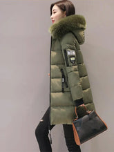 Load image into Gallery viewer, Women’s Winter Fur Collar Hooded Parka!