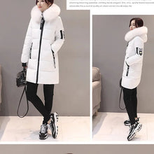 Load image into Gallery viewer, Women’s Winter Fur Collar Hooded Parka!