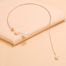 Load image into Gallery viewer, Clavicle Chain Pearl Chocker Necklace!
