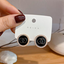 Load image into Gallery viewer, Earrings for Women!