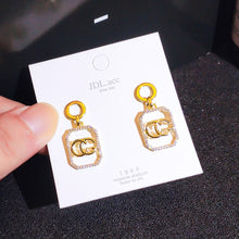 Load image into Gallery viewer, Earrings for Women!