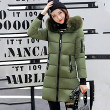 Load image into Gallery viewer, Women’s Winter Fur Collar Hooded Parka!

