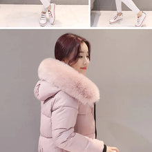 Load image into Gallery viewer, Women’s Winter Fur Collar Hooded Parka!

