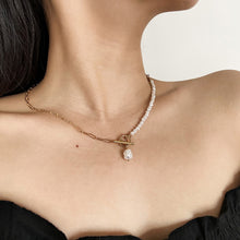 Load image into Gallery viewer, Clavicle Chain Pearl Chocker Necklace!
