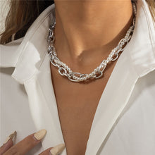 Load image into Gallery viewer, Beautiful Elegant Multilayer Choker Pearl Necklace!
