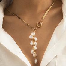 Load image into Gallery viewer, Beautiful Elegant Multilayer Choker Pearl Necklace!
