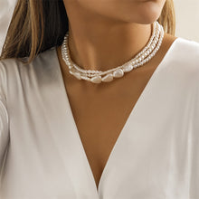 Load image into Gallery viewer, Beautiful Elegant Multilayer Choker Pearl Necklace!
