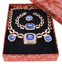 Load image into Gallery viewer, Crystal Gold Jewelry Set for Women!
