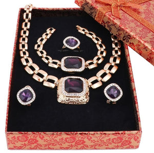 Crystal Gold Jewelry Set for Women!