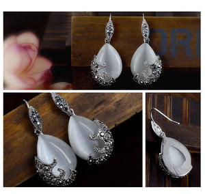 Silver Vintage Water Drop Earrings and Necklace!