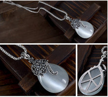 Load image into Gallery viewer, Silver Vintage Water Drop Earrings and Necklace!
