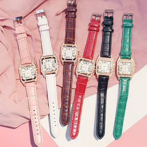 Leather Band Quartz Watch with Bracelet for Women!