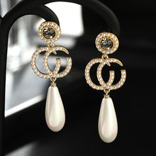 Load image into Gallery viewer, Earrings for Women!
