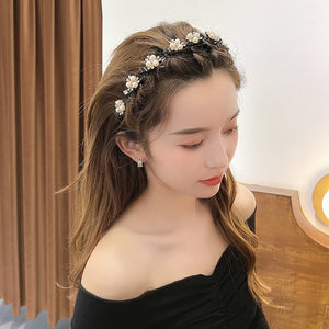 Non-Slip Tiara, Hairband and Hairpin for Women and Children!